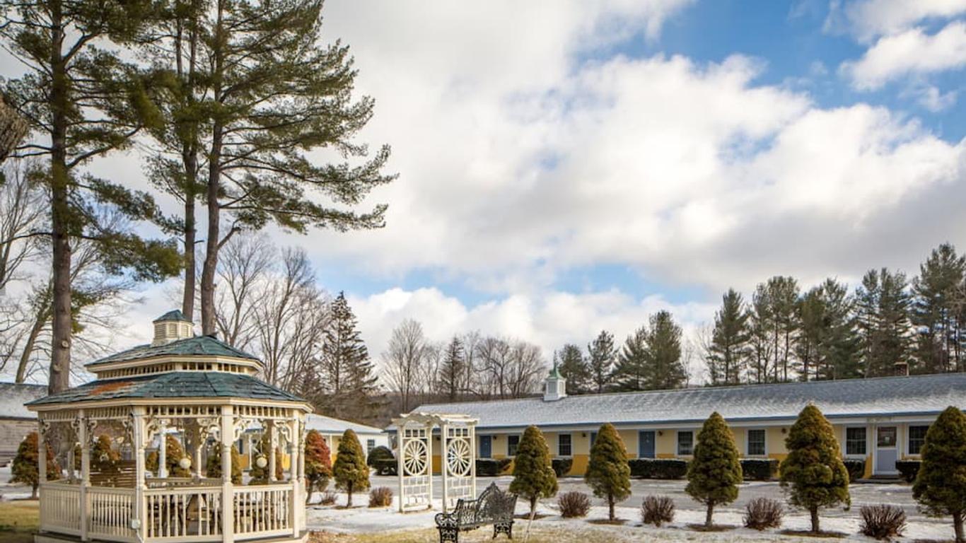 Lantern House Motel