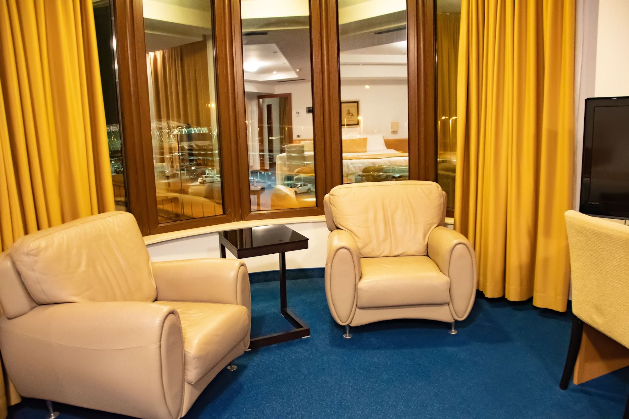 Salon