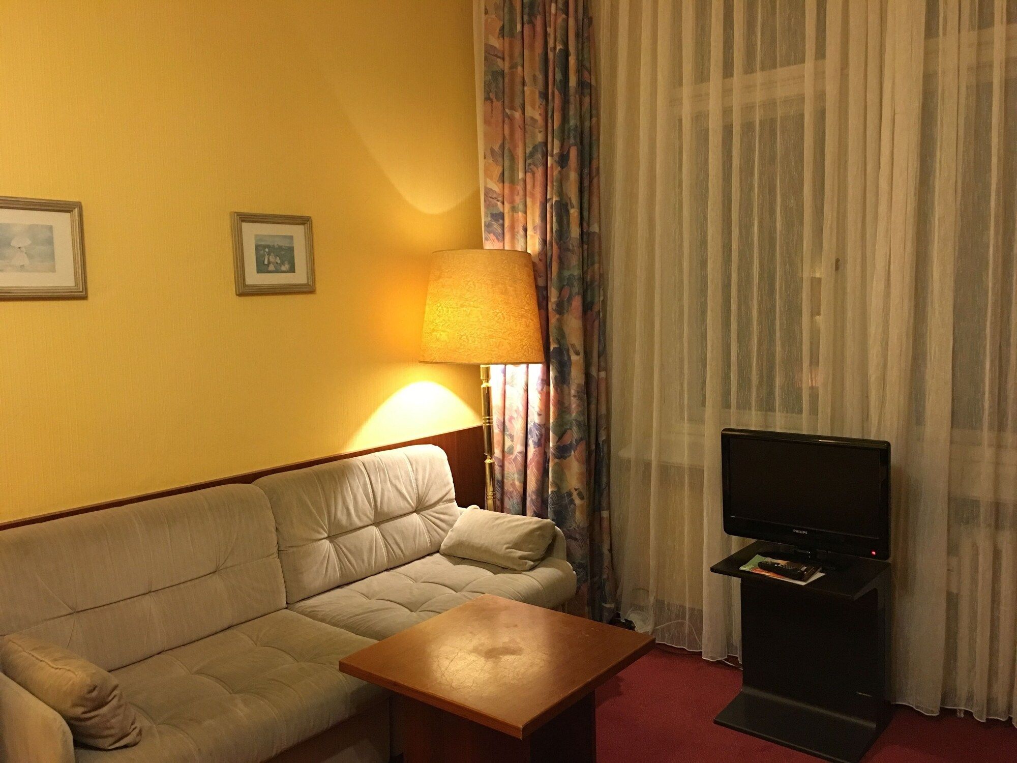 Salon