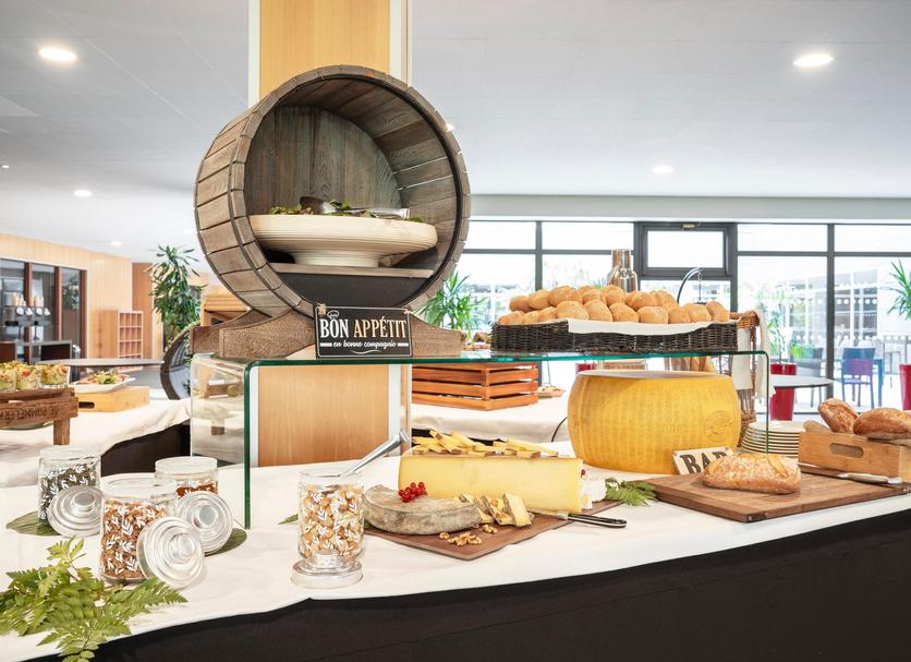 Buffet Photo