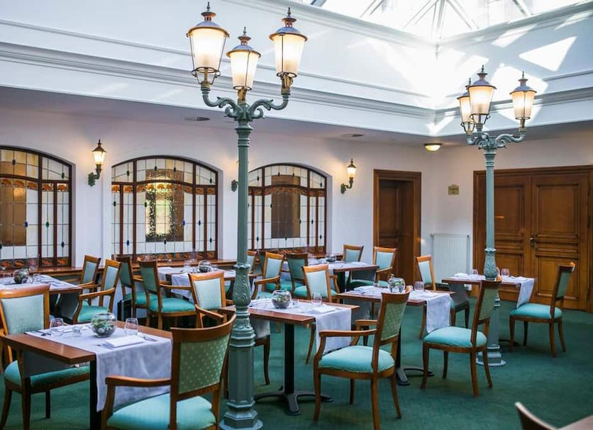 Restaurant Photo