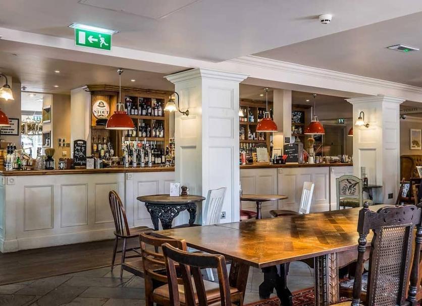 Bar Photo