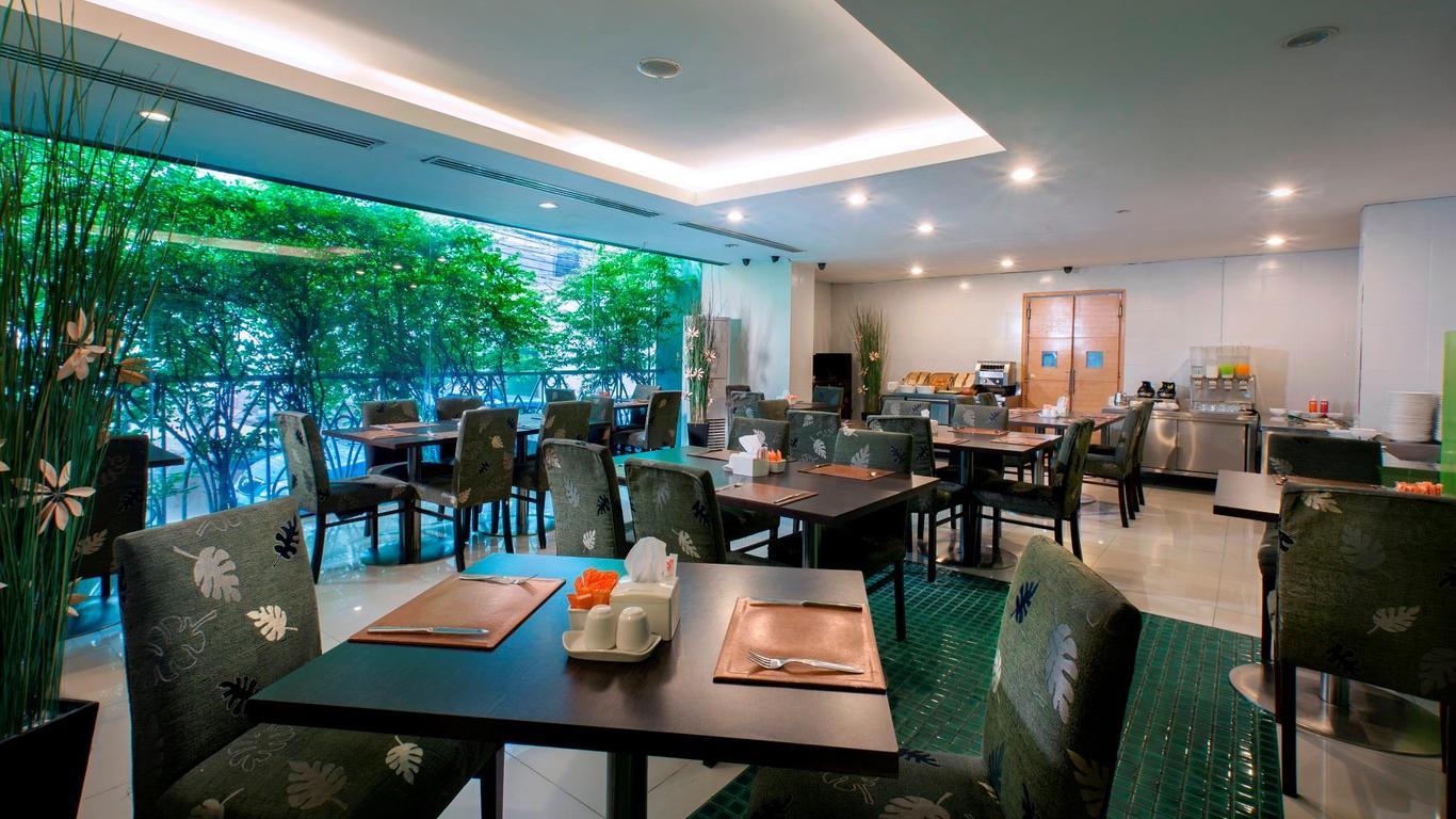 Citin Pratunam Bangkok Hotel by Compass Hospitality