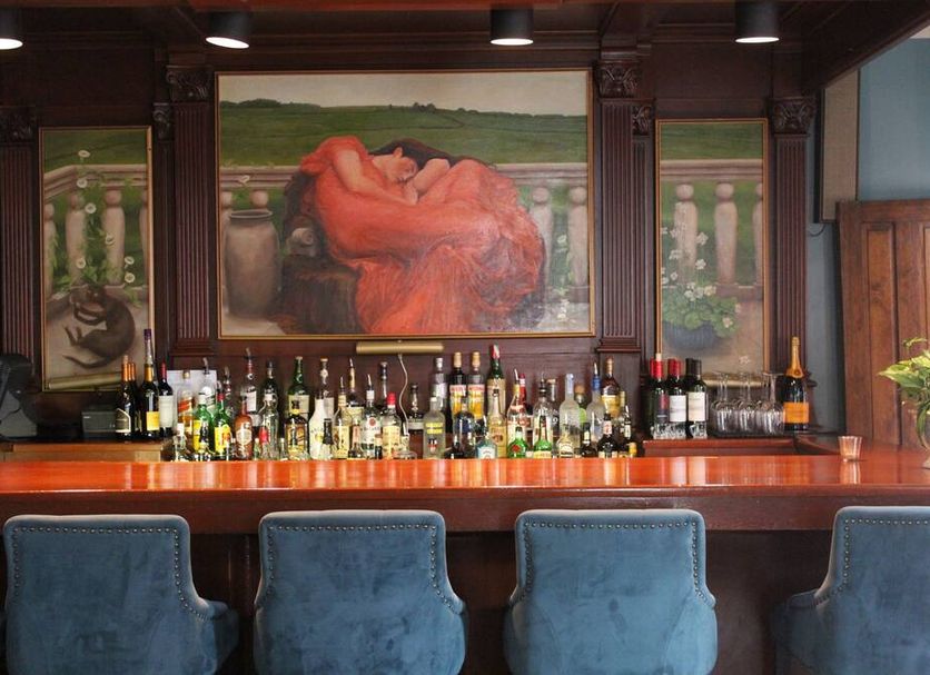 Bar Photo