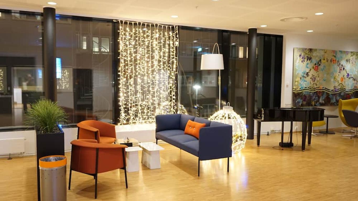 Pingvinhotellet Unn Tromsoe