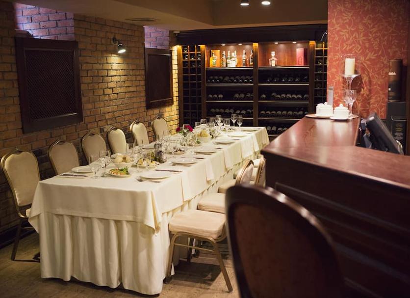 Restaurant Photo