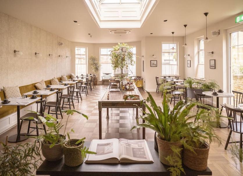 Restaurant Photo
