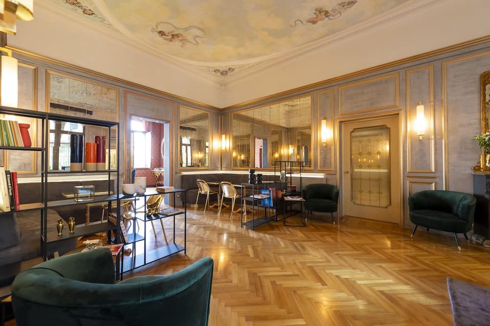 Salon