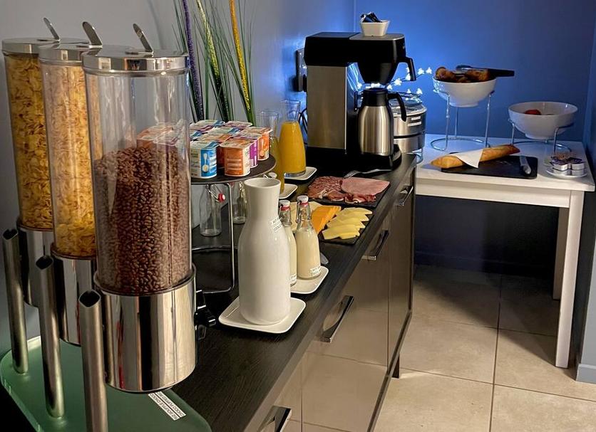 Buffet Photo
