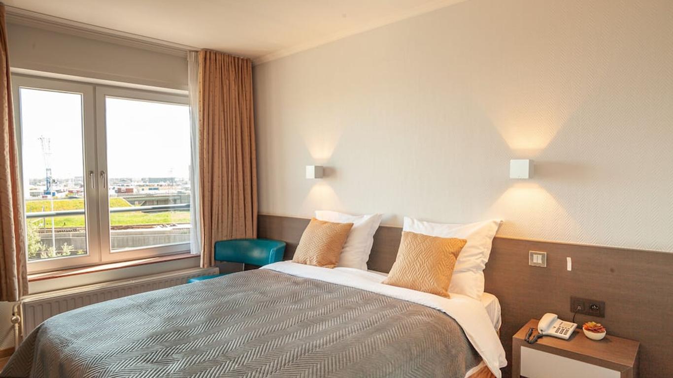 Hotel Monaco Zeebrugge Beach