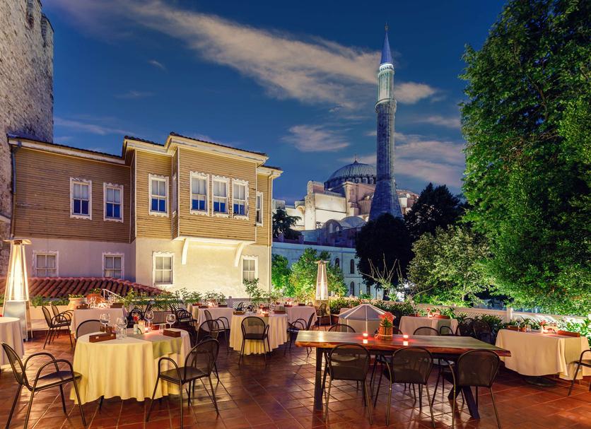 Restaurant Photo