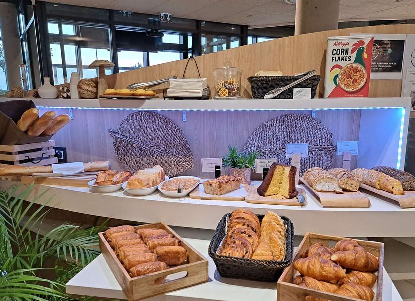 Buffet Photo