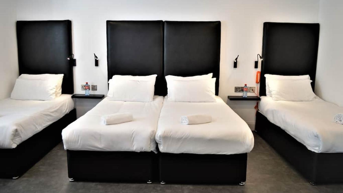Bella Vista Hotel & Self Catering Suites