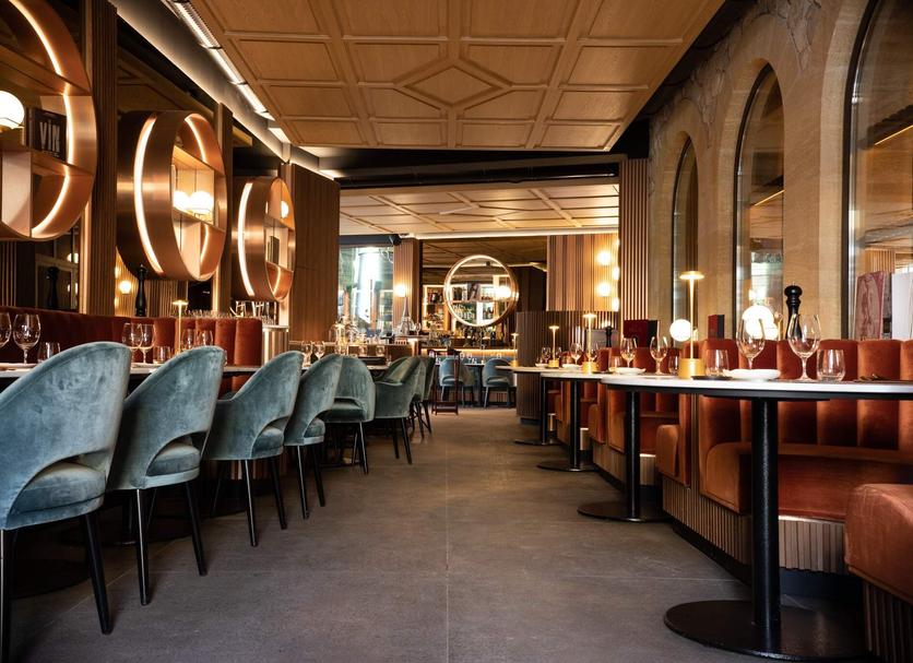 Restaurant Photo