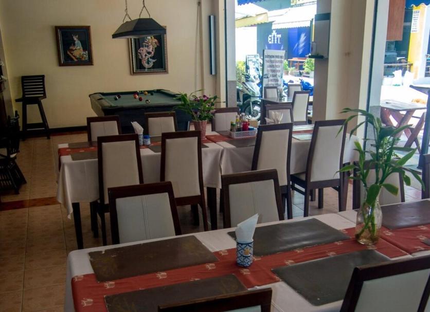 Restaurant Photo