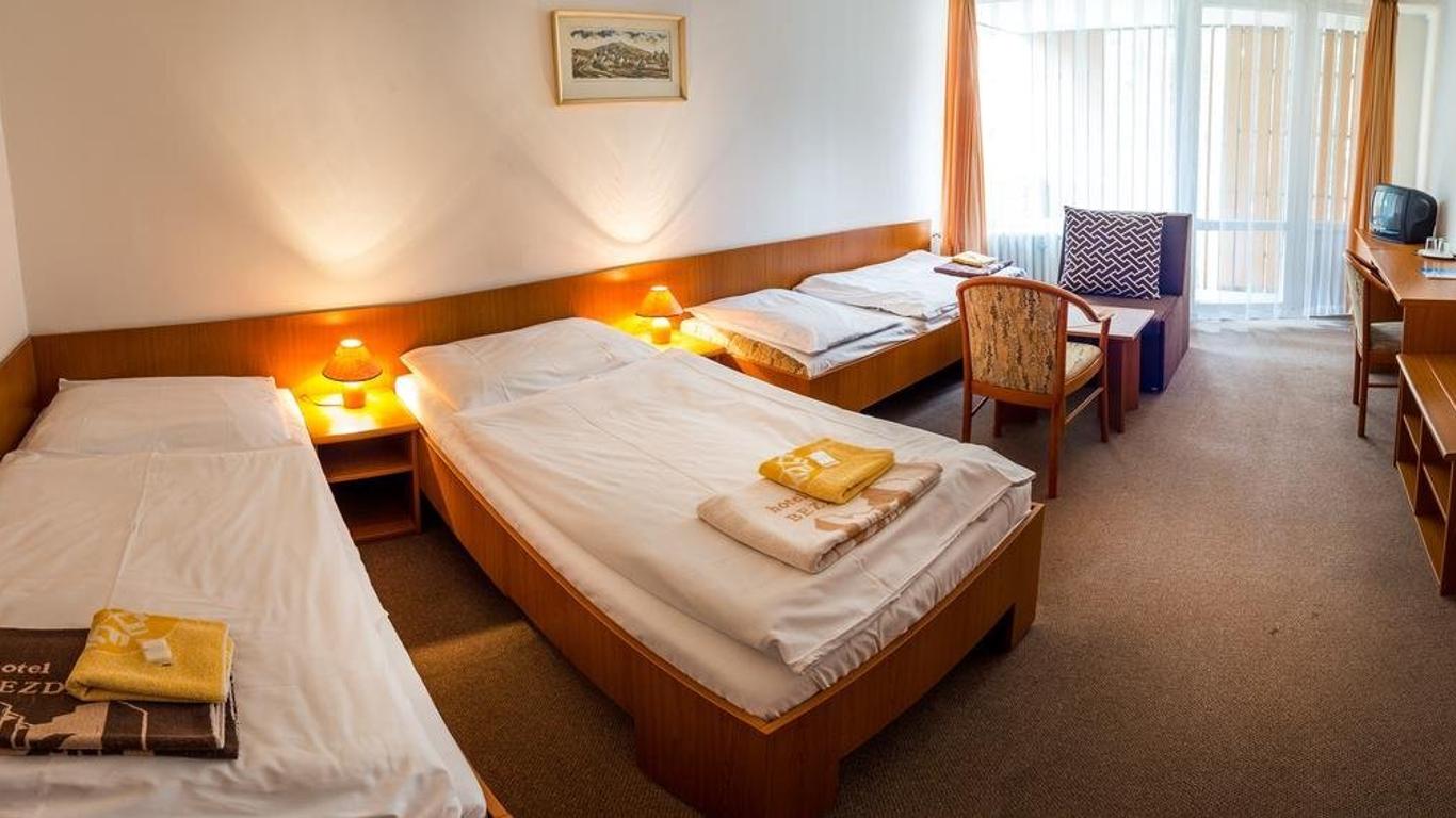 Hotel Bezdez Stare Splavy