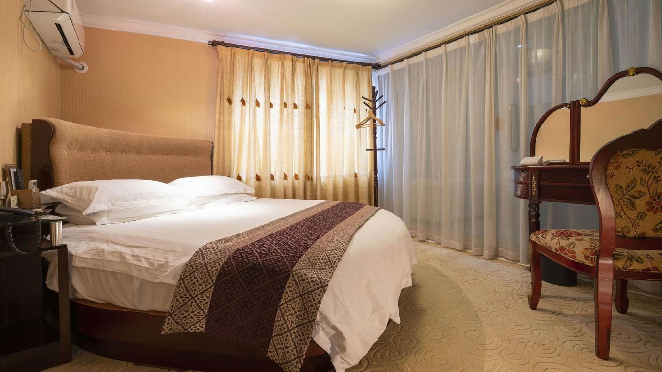 Xinhui Hotel