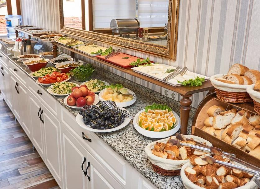 Buffet Photo