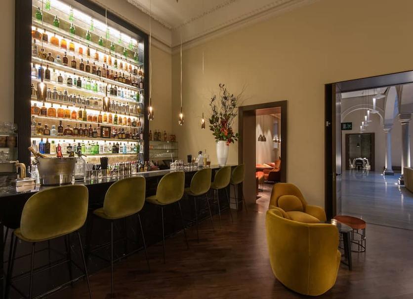 Bar Photo