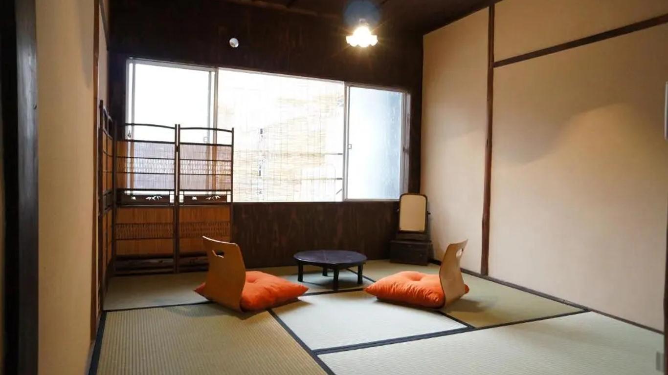 Itoya Stand Guesthouse Kyoto
