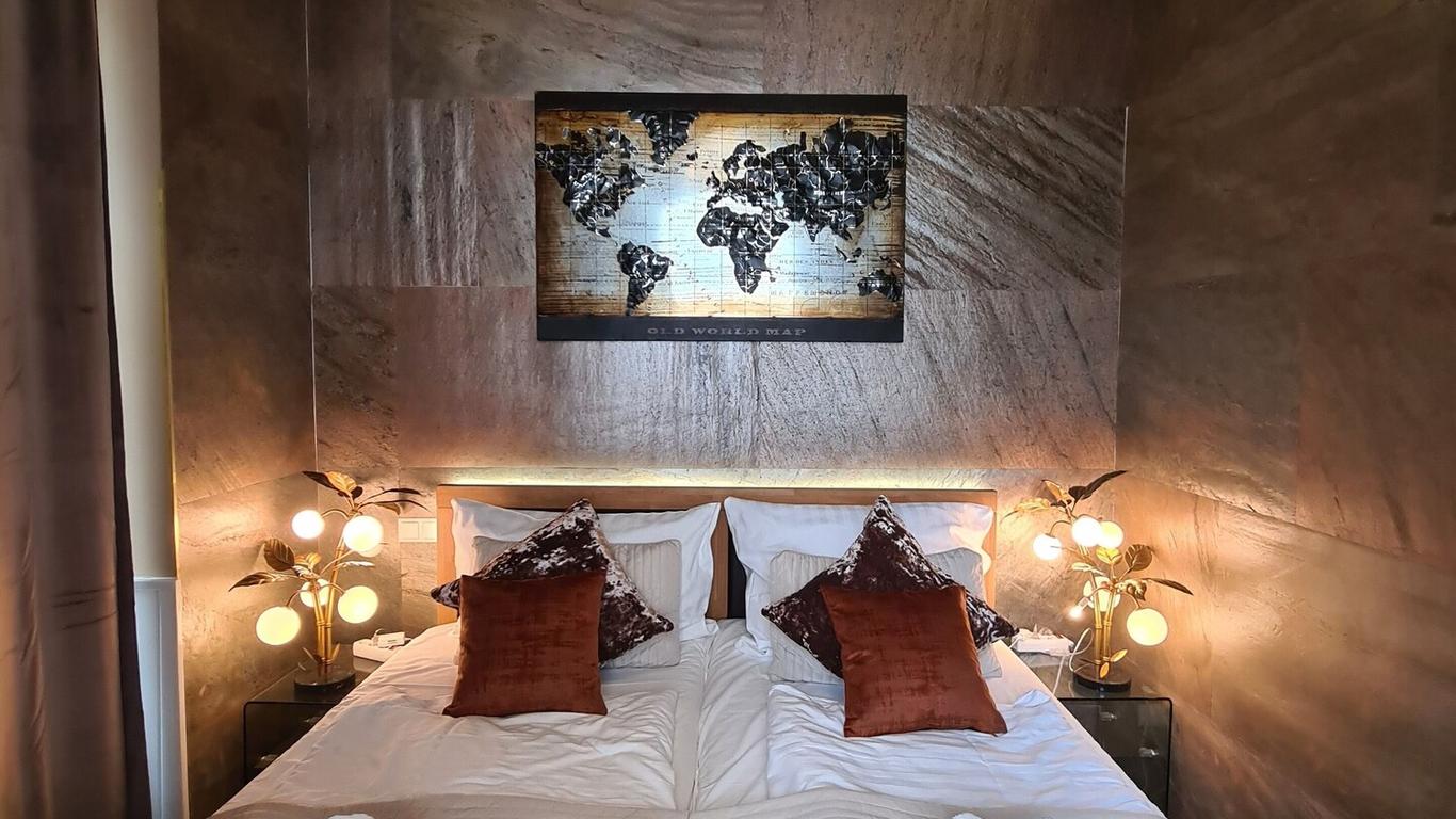 Urban Boutique Hotel