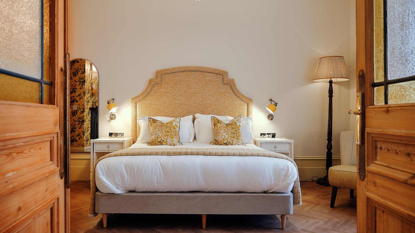 The Black Lion Pub & Boutique Guesthouse