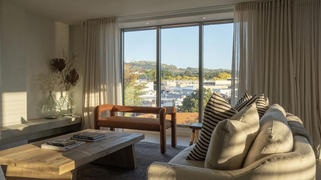 Porters Boutique Hotel