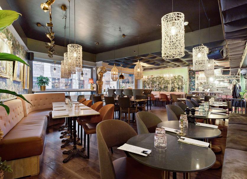 Restaurant Photo
