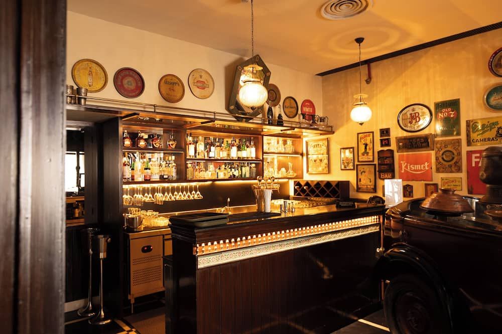 Bar Photo