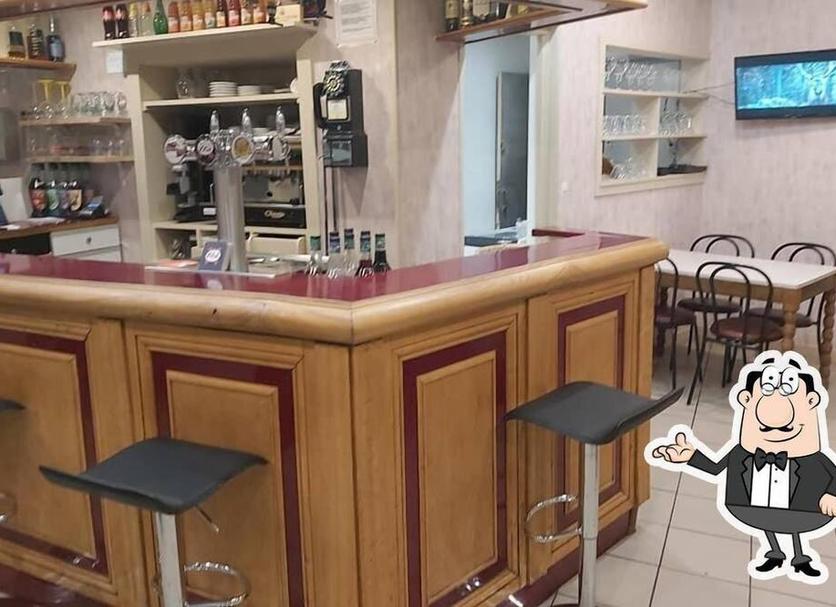 Bar Photo