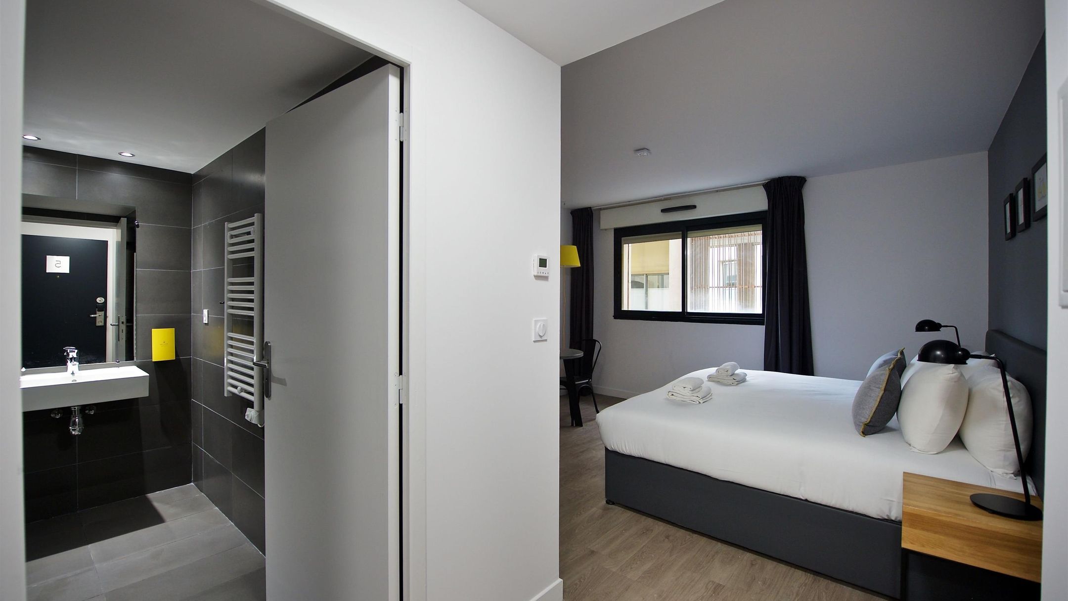 Staycity Aparthotels Centre Vieux Port à partir de 62 €. Hôtels à