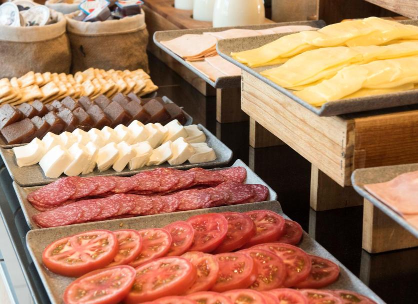 Buffet Photo