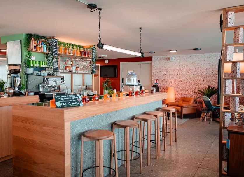Bar Photo