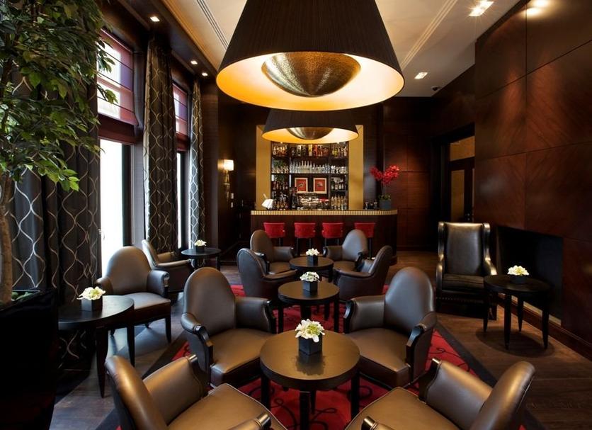 Bar Photo
