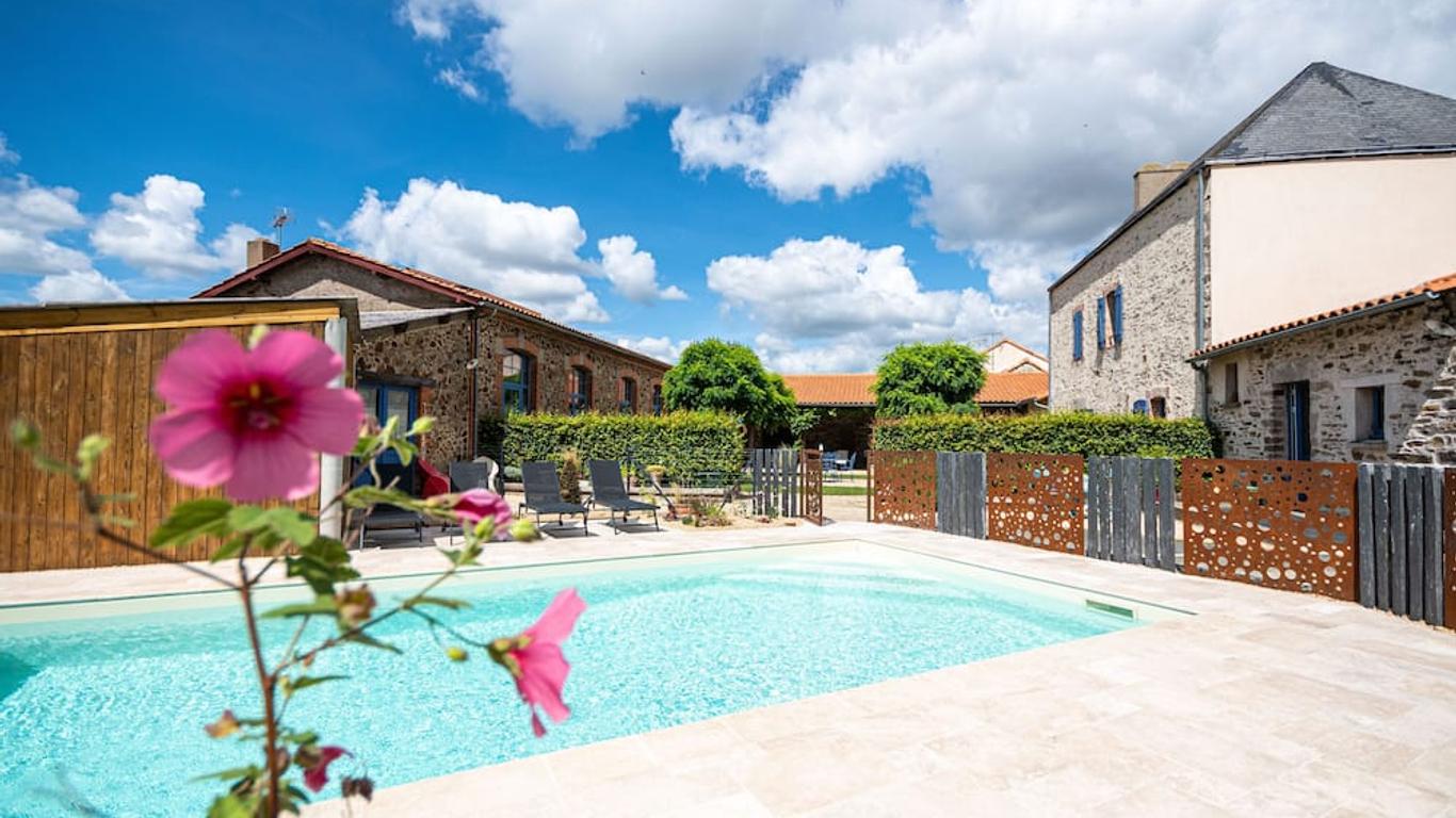 Le Domaine Des Ecoliers B&b