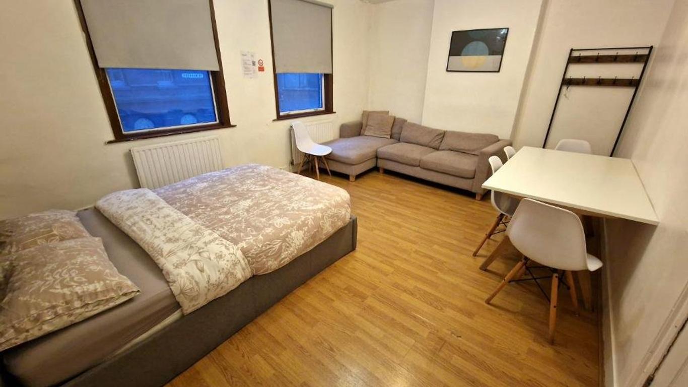 City Budget Guesthouse