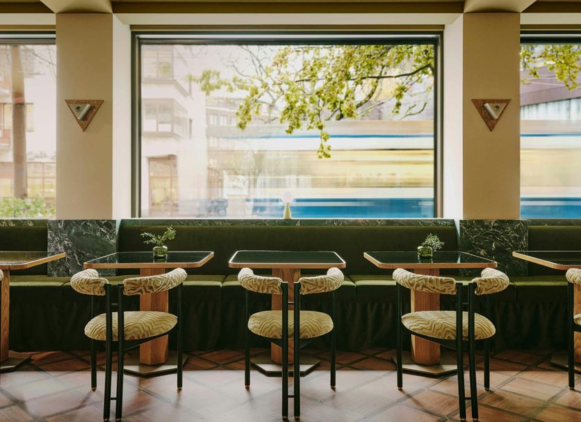 Restaurant Photo