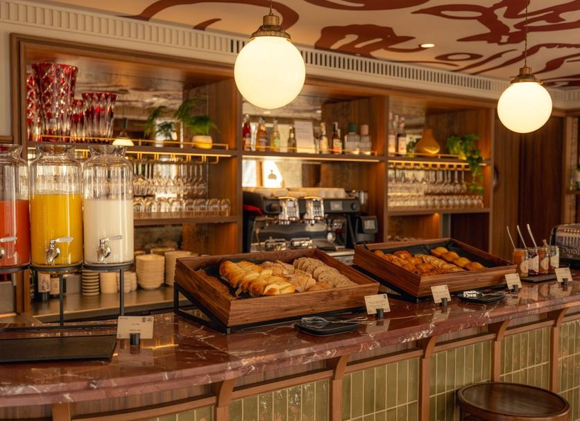 Restaurant Photo