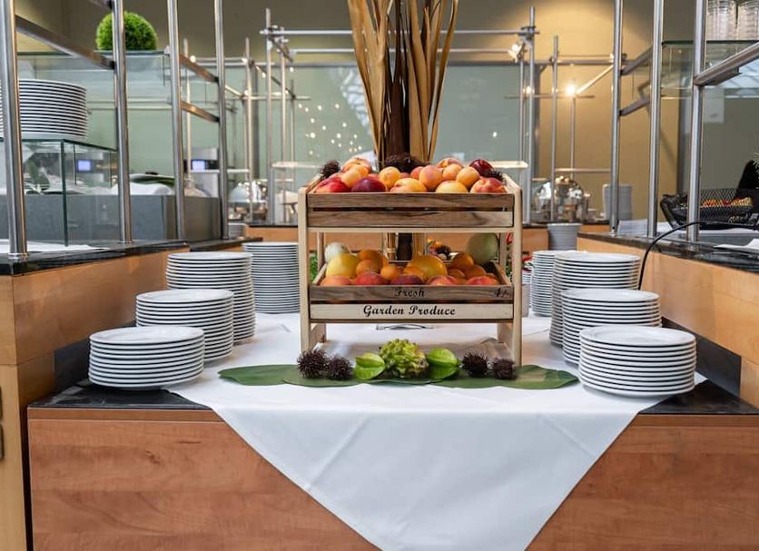 Buffet Photo