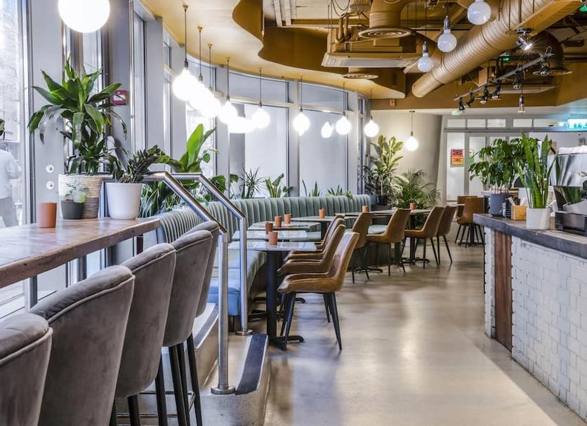 Restaurant Photo