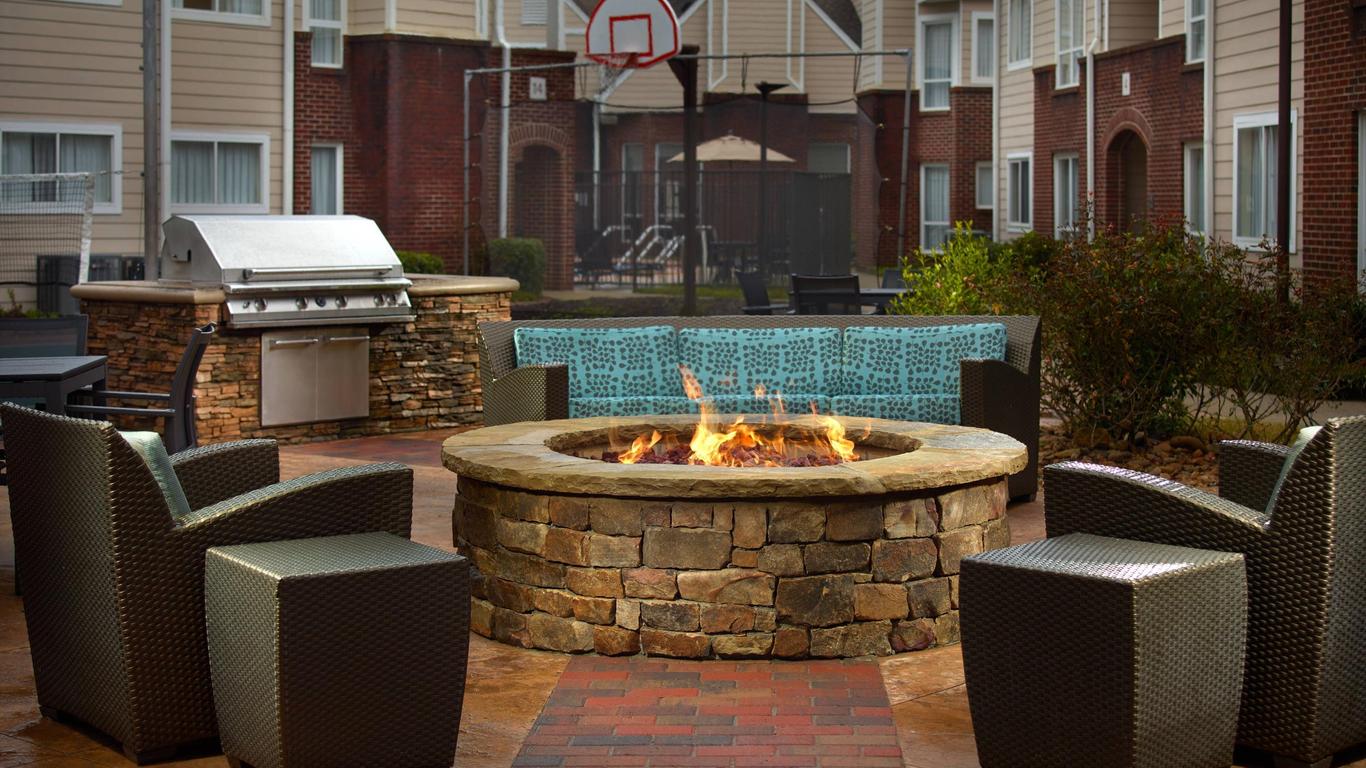 Residence Inn by Marriott Atlanta Airport North/Virginia Avenue