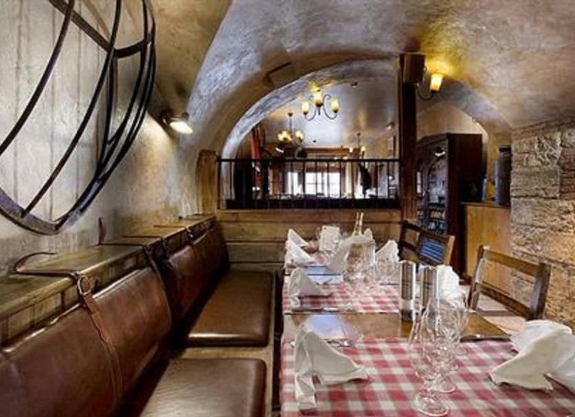 Restaurant Photo