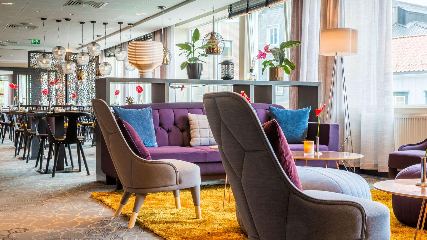 Radisson Blu Hotel, Tromso à partir de 53 €. Hôtels à Tromso KAYAK Radisson Blu Hotel, Tromso à partir de 53 €. Hôtels à Tromso KAYAK