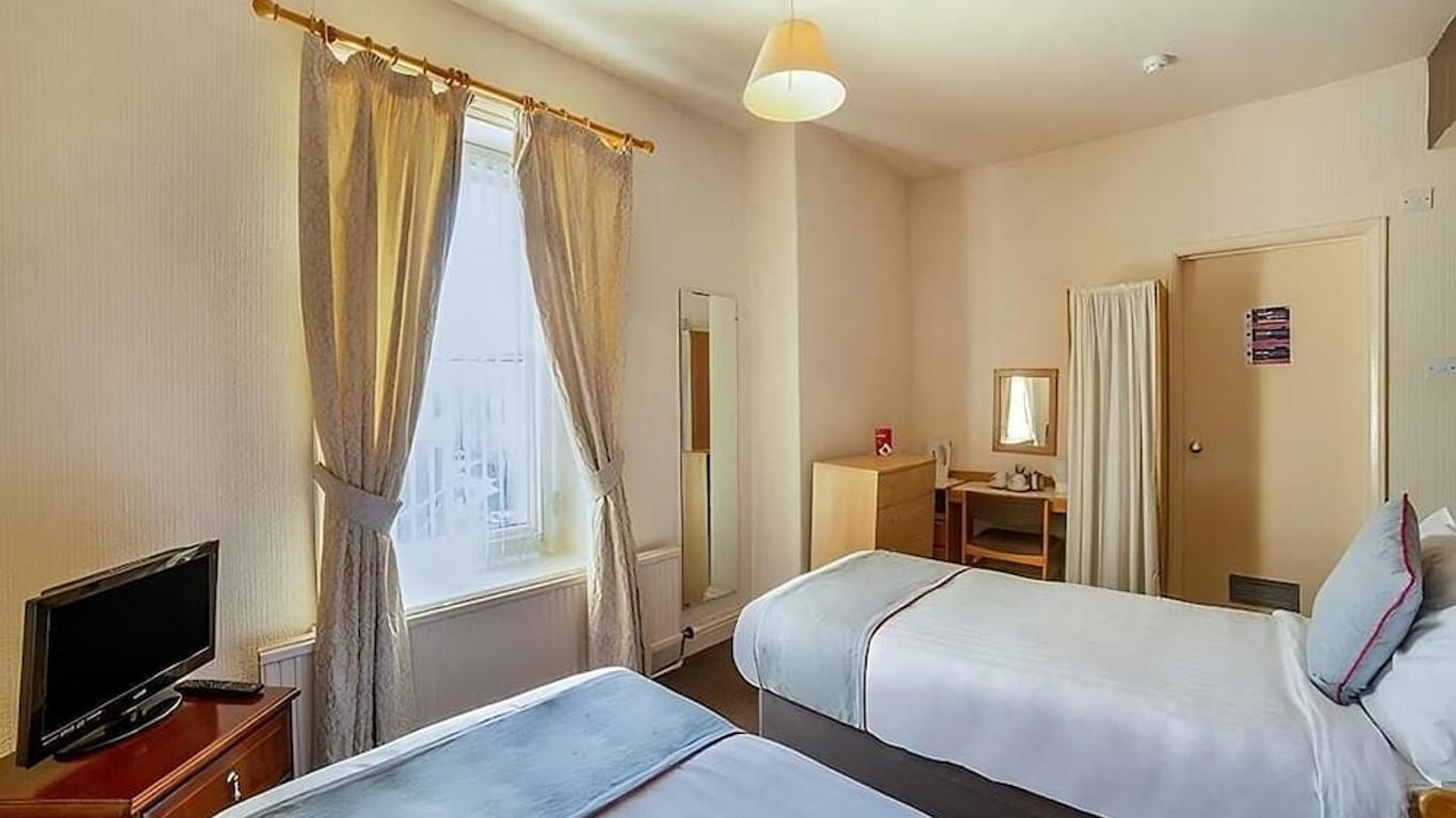 The Cumberland Hotel