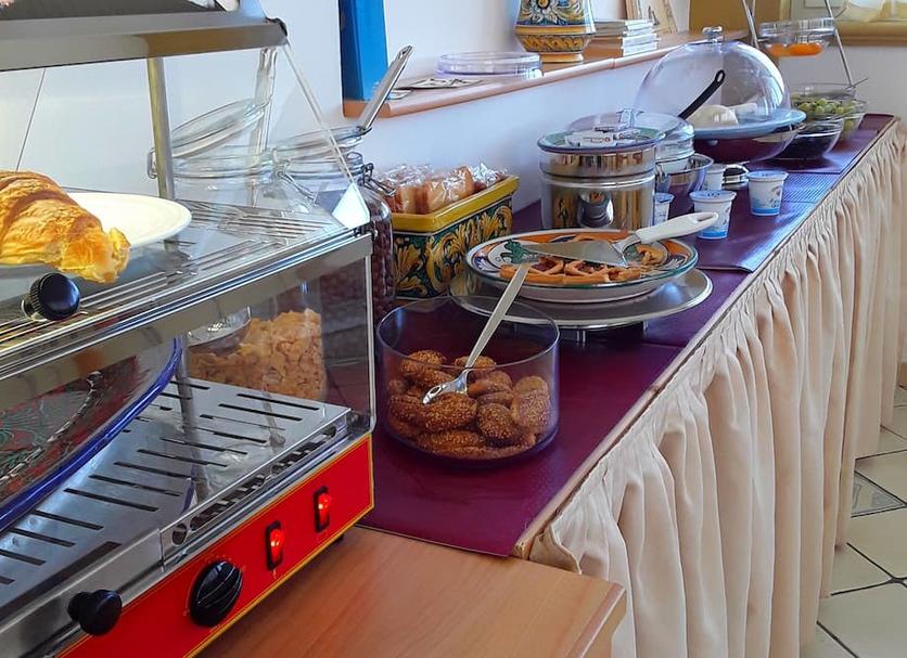 Buffet Photo