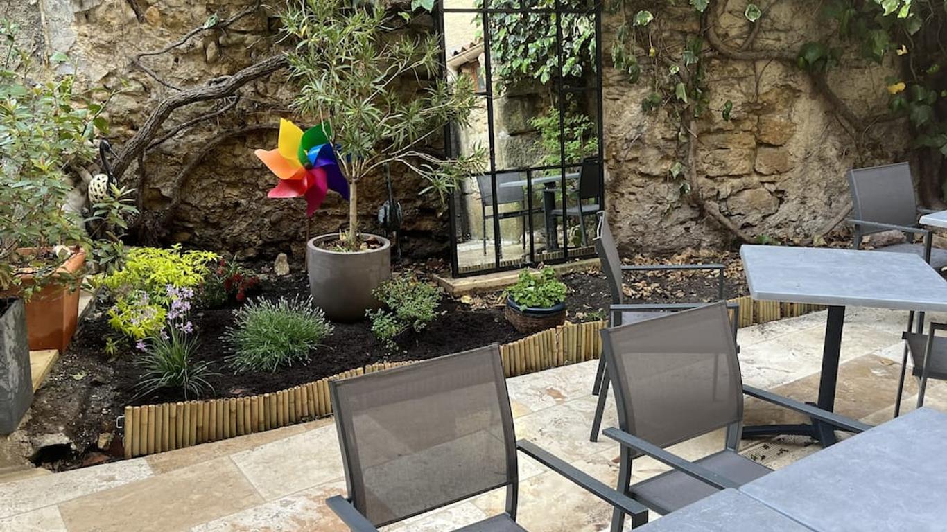 Le Clos d'Orange - Hotel & ville de Provence