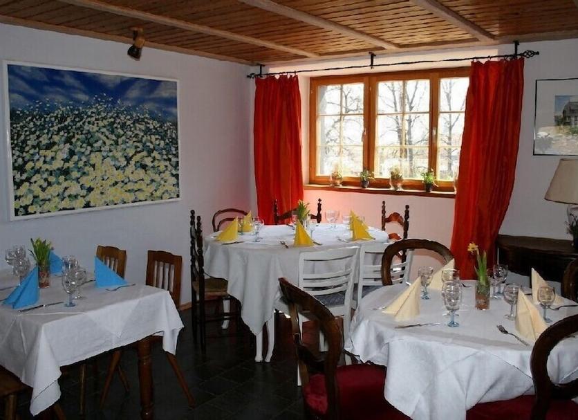 Restaurant Photo