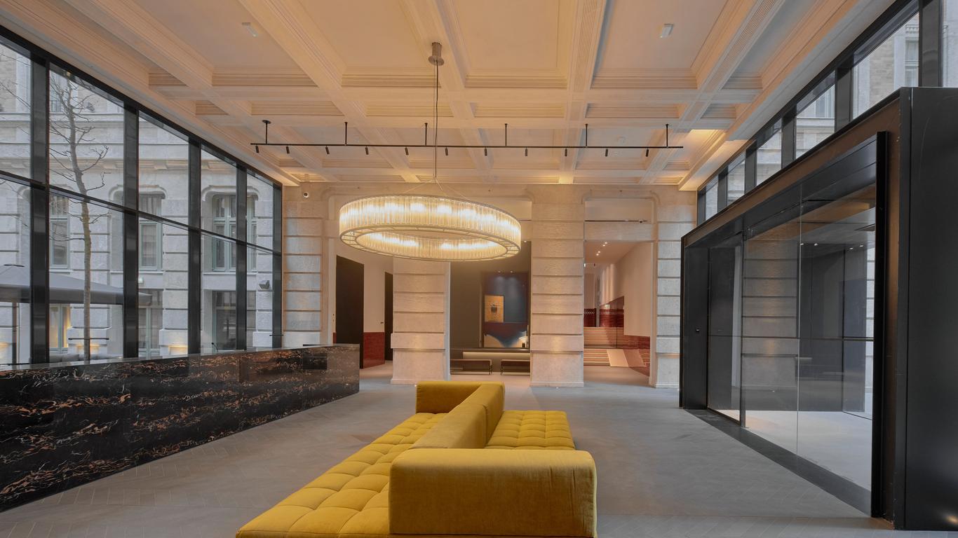 Kozmo Hotel Suites & Spa - Small Luxury Hotels of the World