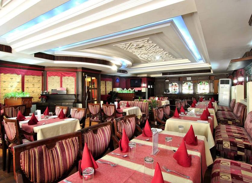 Restaurant Photo