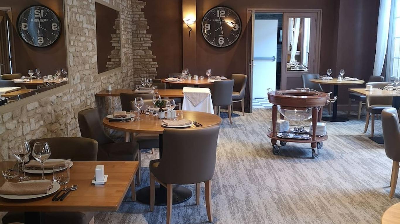 Logis Hôtel-Restaurant Les Airelles